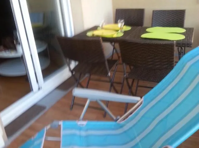 F2 Le Lavezzi Apartment